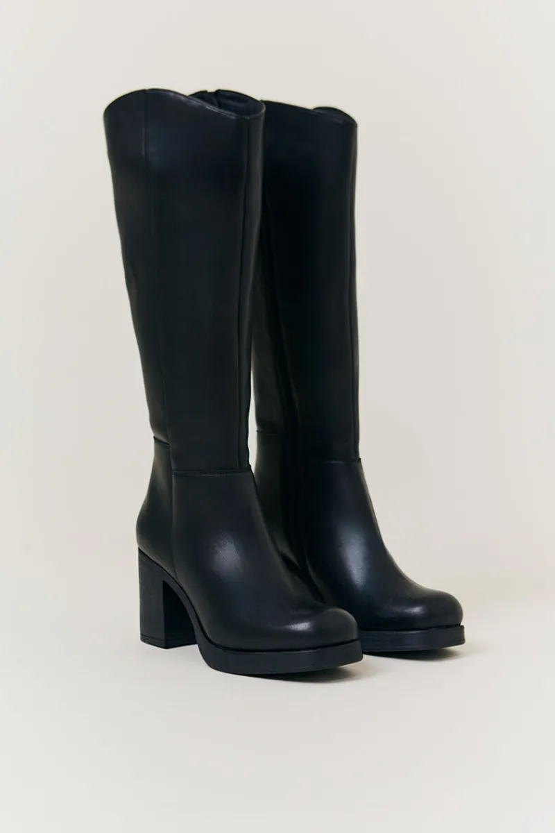 Bella Chunky Heeled High Leg Boot|In The Style Online