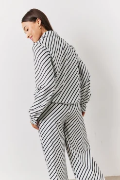 Black & White Striped Shirt|In The Style Online