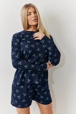 Bow Print Long Sleeve and Short PJ Set|In The Style Hot