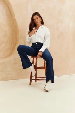 Broderie Shirt Bodysuit|In The Style Online