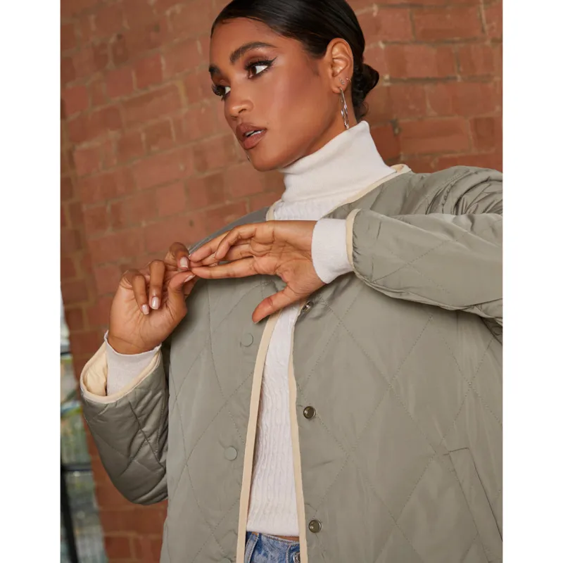 Reversible Quilted Short Jacket in Cream and Khaki|CHI CHI LONDON Hot