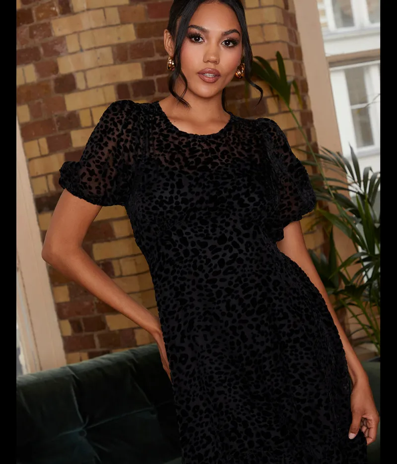 Short Sleeve Sheer Detail Dobby Midi Dress in Black|CHI CHI LONDON