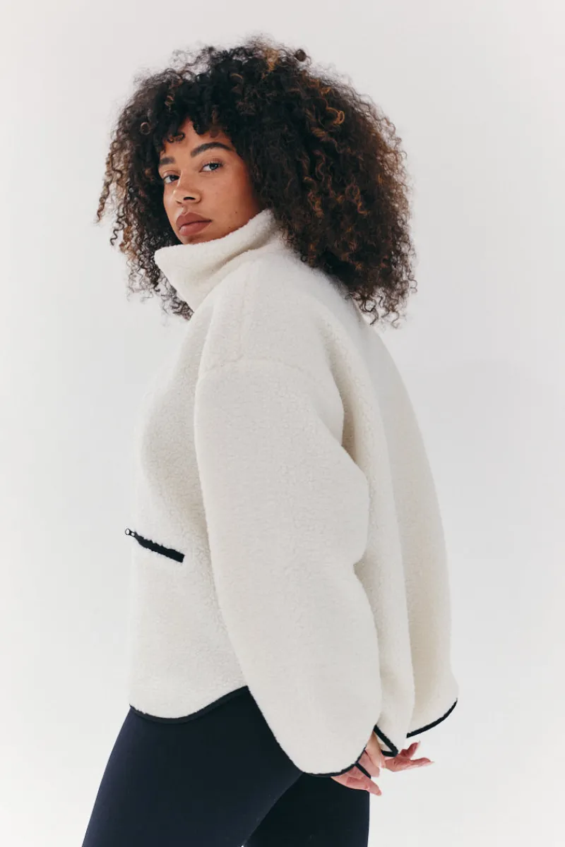 Contrast Piping Borg Lined Half Zip Up Fleece|Fits Clearance