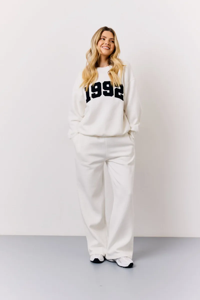 1992 Embroidered Slogan Sweatshirt|In The Style Hot