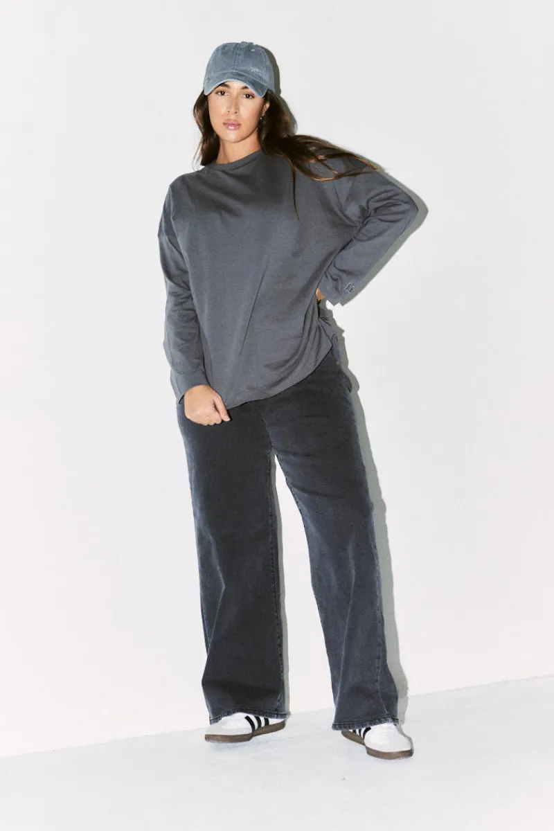 Embroidered Crew Neck Long Sleeve T-Shirt|Fits Hot