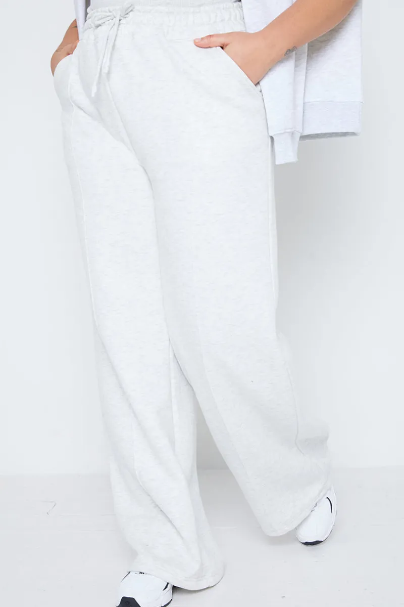 Fleeceback Straight Leg Jogger|Fits New