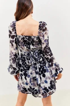 Floral Chiffon Wrap Sweetheart Mini Skater Dress|In the Style Outlet