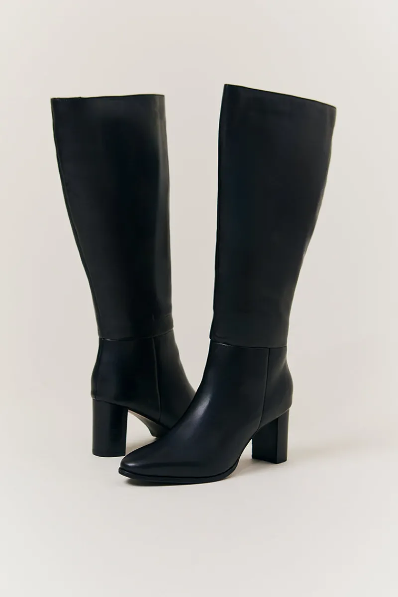 Kylie Heeled High Leg Boot|In The Style Outlet