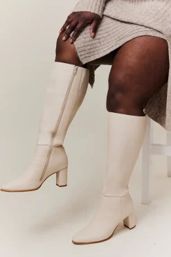 Kylie Heeled High Leg Boot|In The Style New