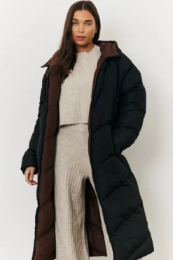 Reversible Hooded Longline Puffer Coat|In the Style New
