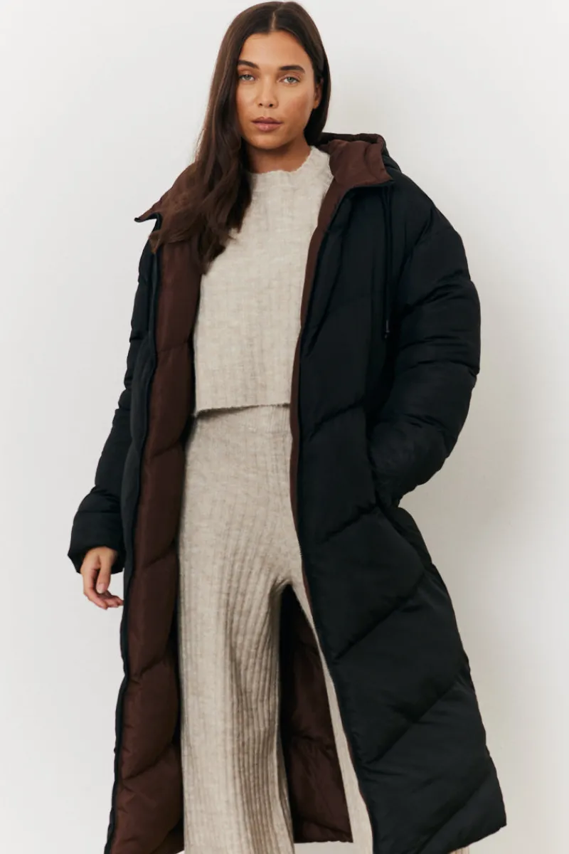 Reversible Hooded Longline Puffer Coat|In the Style New