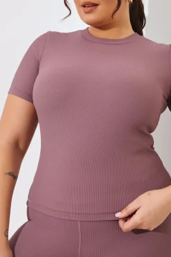RIBBED CREW NECK SHORT SLEEVE TOP|Fits
