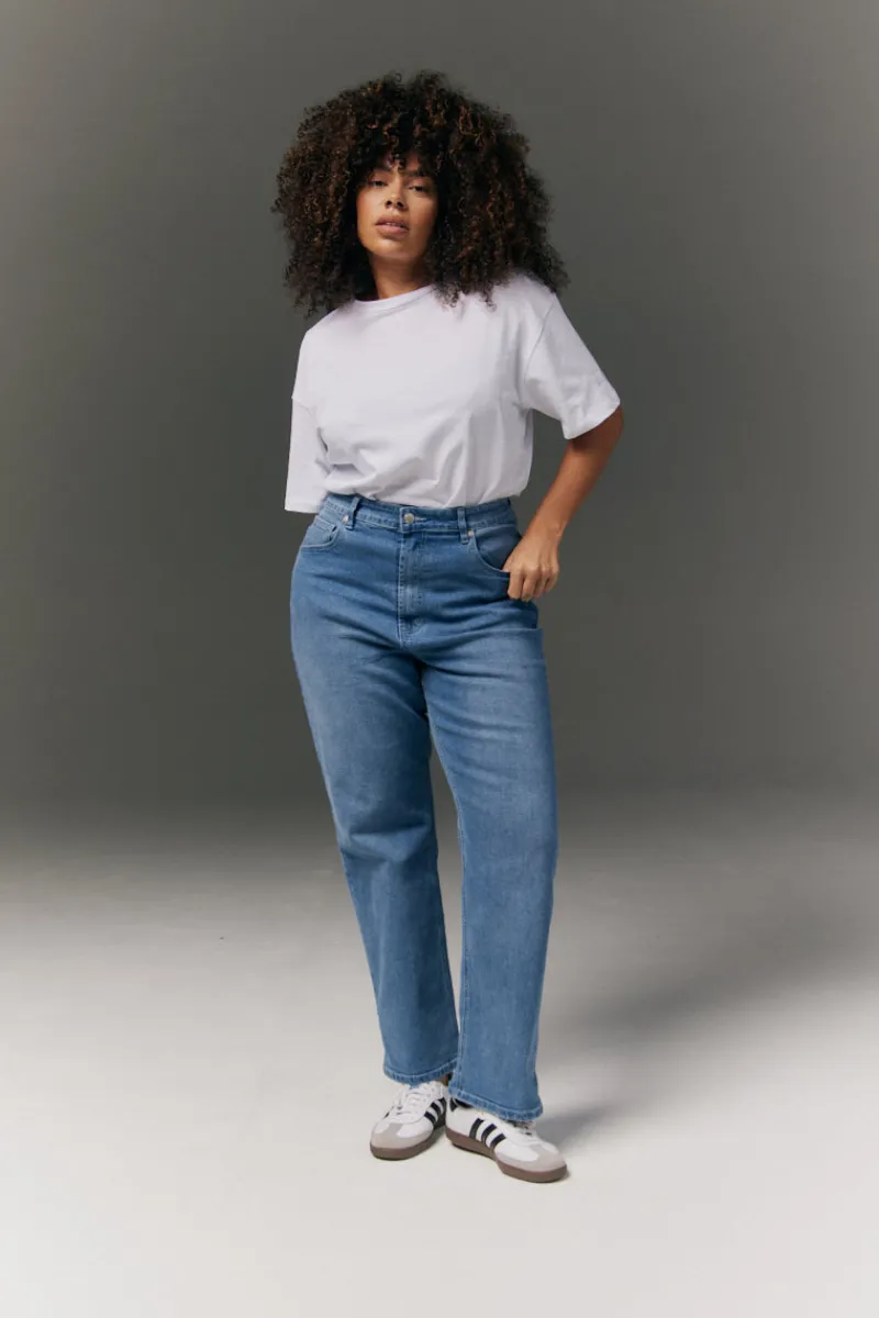 Straight Leg Jean|In the Style Clearance