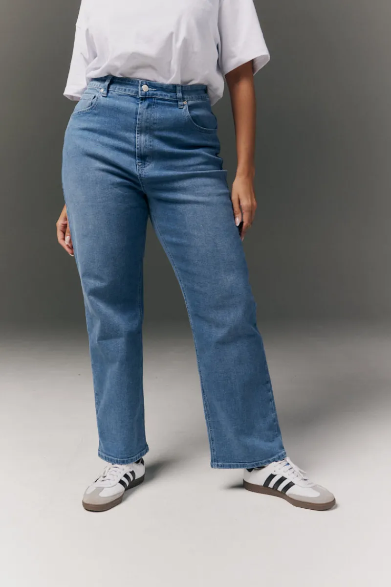 Straight Leg Jean|In the Style Clearance