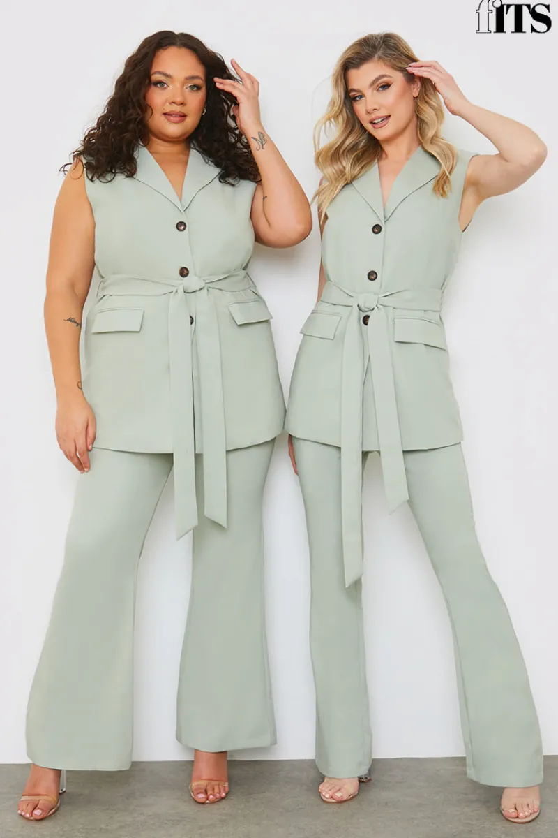 Tailored Fit and Flare Trouser|Fits