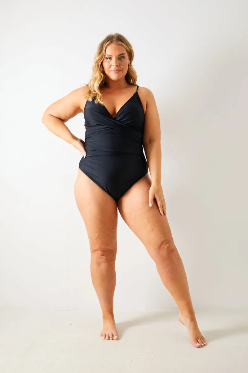 Twist Front Tummy Control Swimsuit|In the Style Best