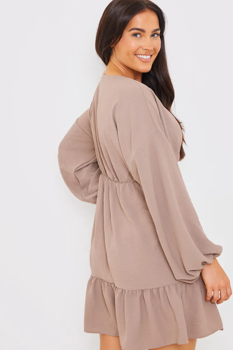 V Neck Frill Hem Smock Dress|In the Style Online