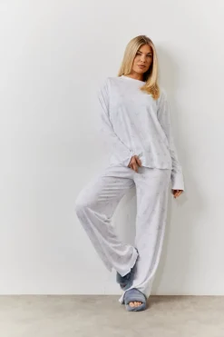 Bow Print Long Sleeve Top and Trouser PJ Set|In The Style Best